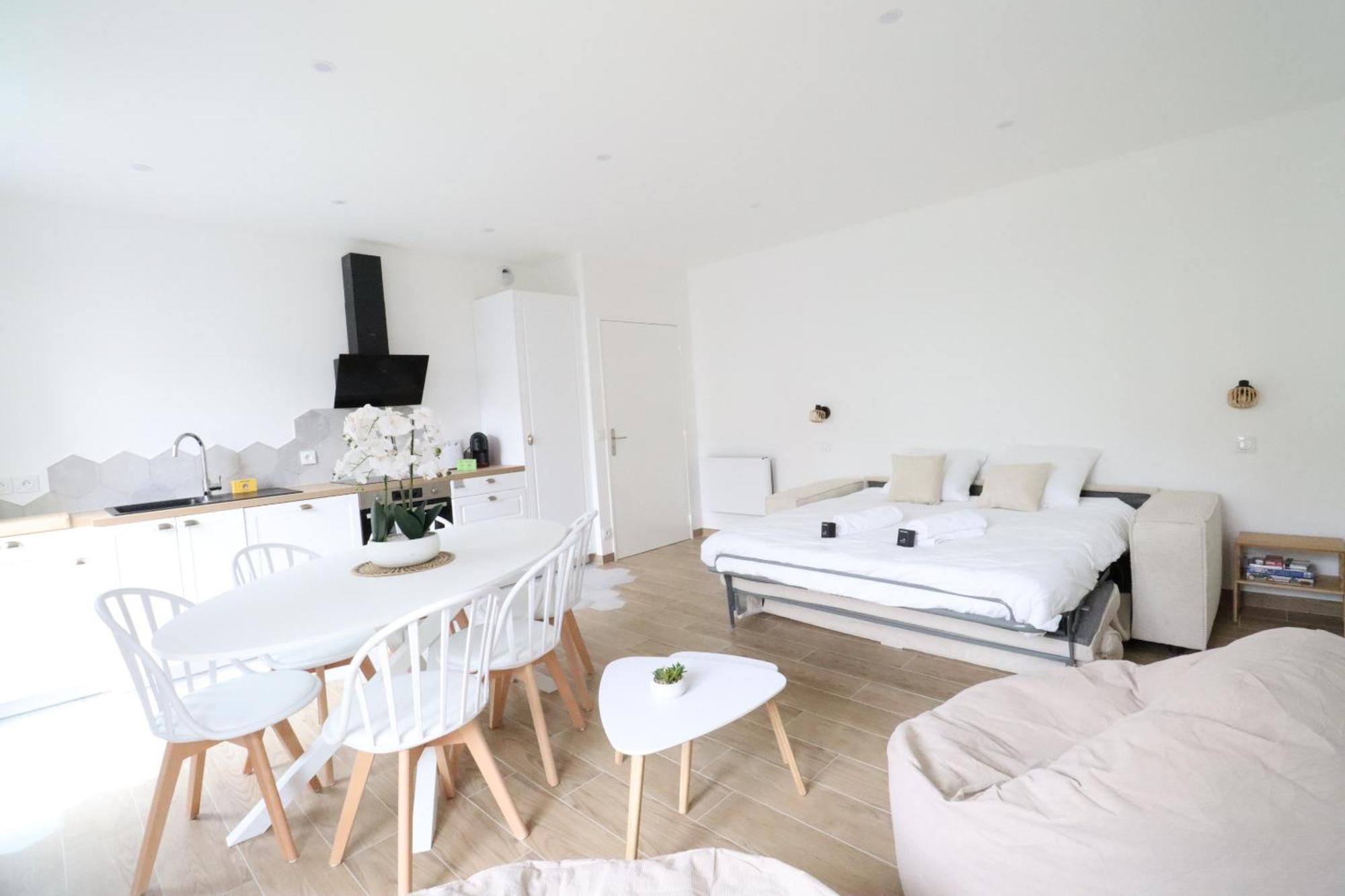 La Boheme By Plaza Apartment Serris Bagian luar foto