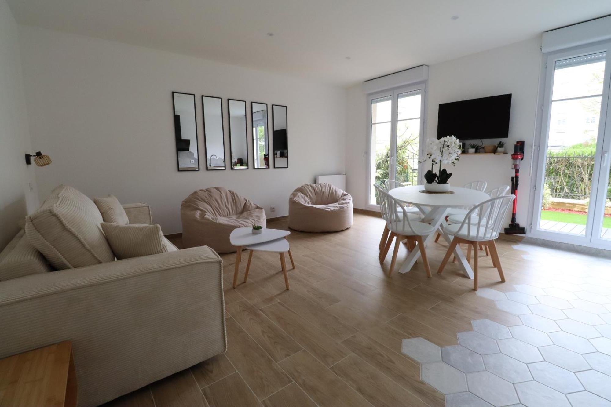 La Boheme By Plaza Apartment Serris Bagian luar foto